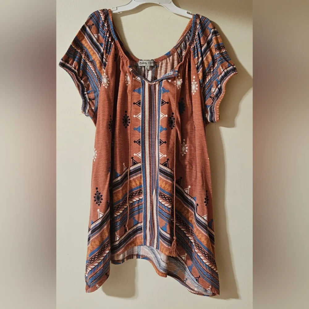 2X ABSOLUTELY FAMOUS AZTEC PRINT TOP - Picture 1 of 2